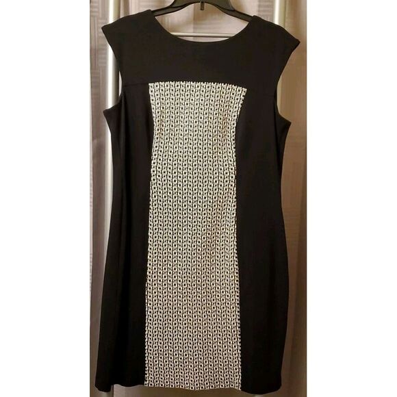 Chicos Black White Rayon Spandex Blend Dress Sz 1.5 Medium Sleeveless‎ - Picture 2 of 4